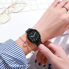 Fashion Brand Bear Women Quartz Watch 2024 Ladies Casual Silicone Jelly Watches Clock Girl Gift Zegarek Damski